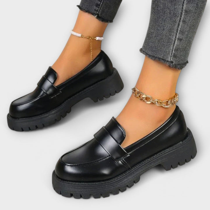 Akira | Orthopedic Loafers