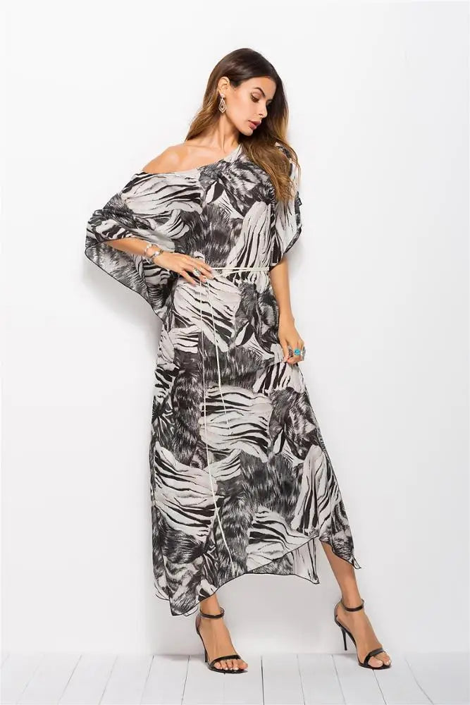 Nuvia - Elegant Boho Robe