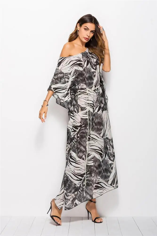 Nuvia - Elegant Boho Robe
