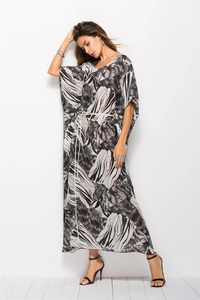 Nuvia - Elegant Boho Robe
