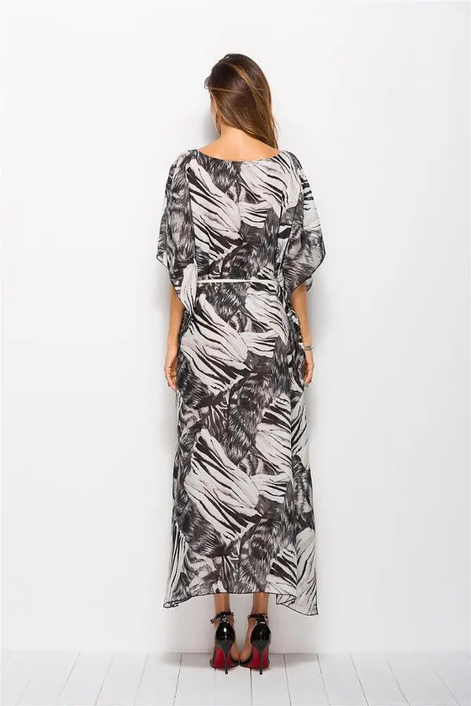 Nuvia - Elegant Boho Robe