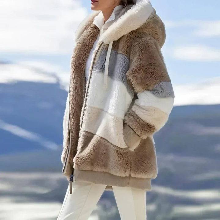 Avera | Women's Hooded Coat