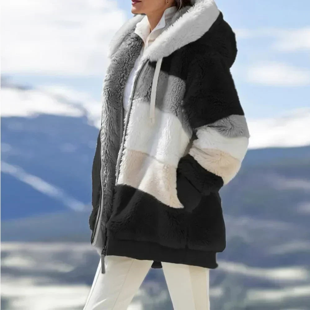 Avera | Women's Hooded Coat