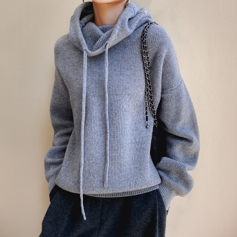 Lunacris | Cozy Hooded Pullover Style