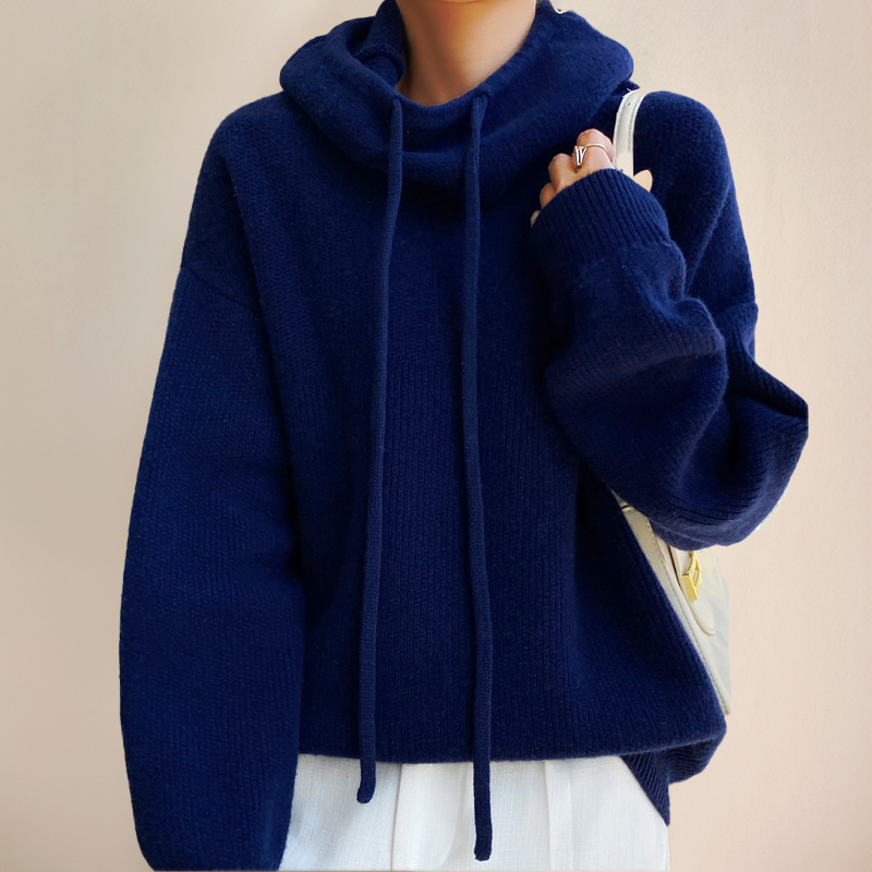 Lunacris | Cozy Hooded Pullover Style